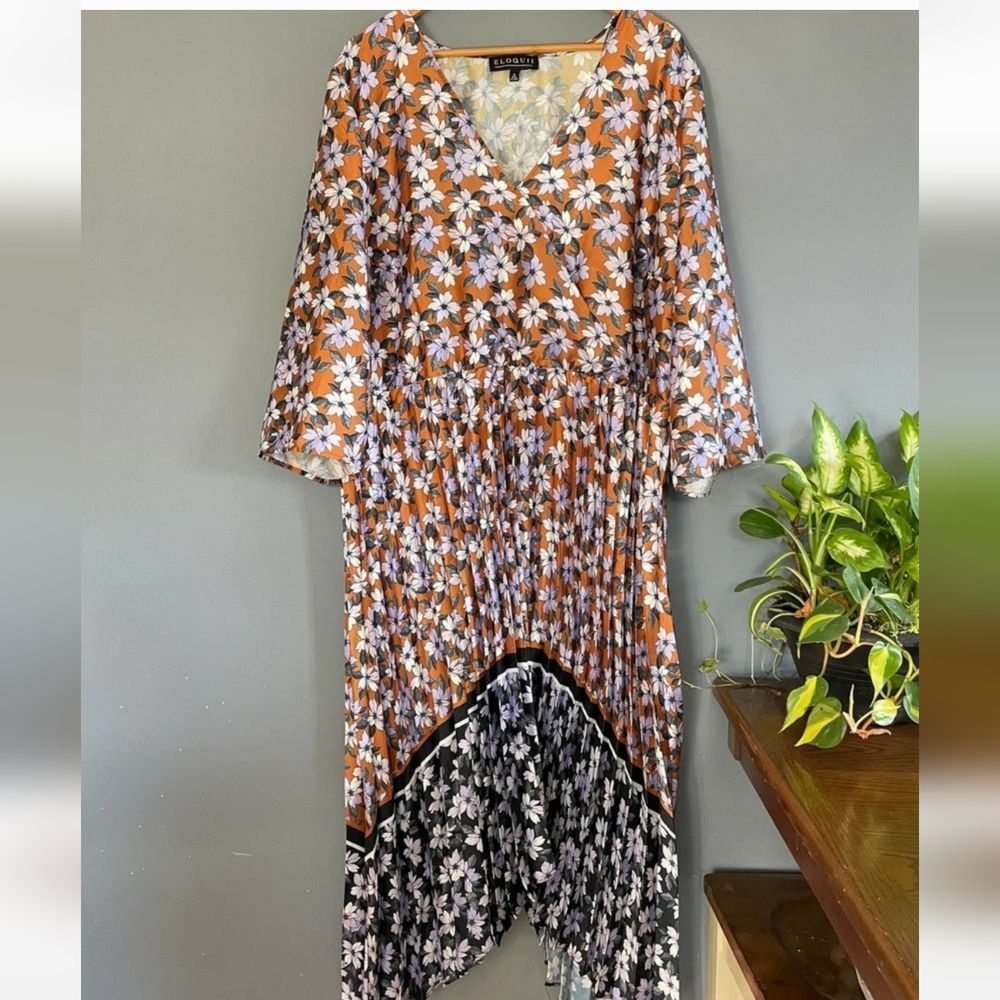 Eloquii Floral Pleated Sharkbite Dress Sz 16 - Picture 7 of 9